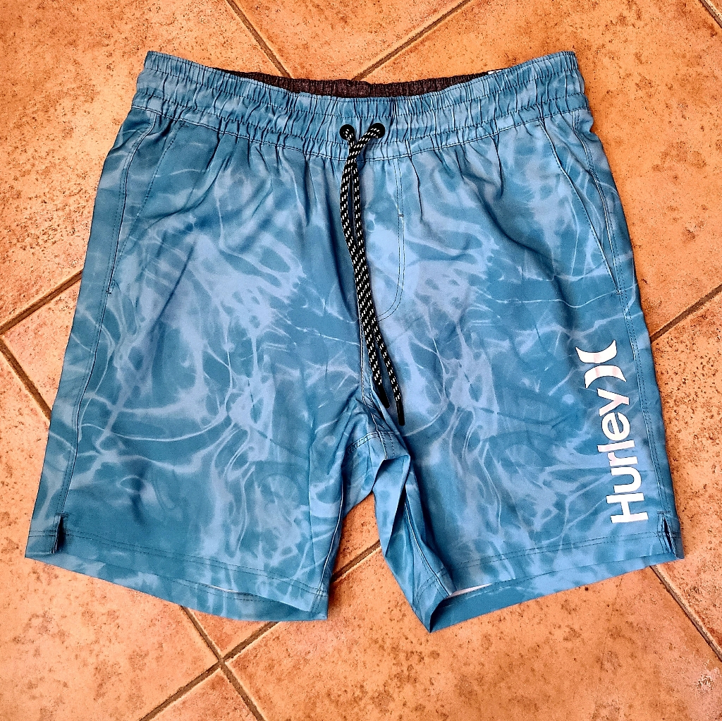 50 Off Nwt Hurley Brand Volley Swim Shorts